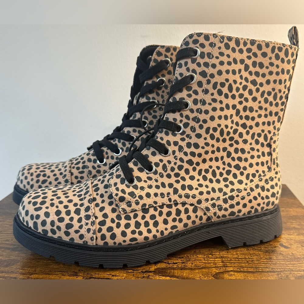 Arizona Womens Queen Animal Spotted Block Heel Combat Boots NWT Various …